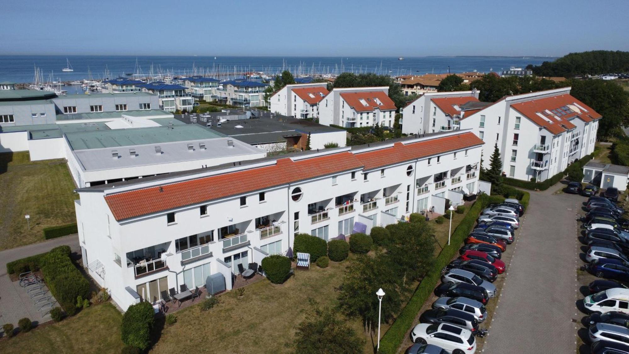 Yachthafenresidenz-Wohnung-7204-915 Kuehlungsborn Exterior photo